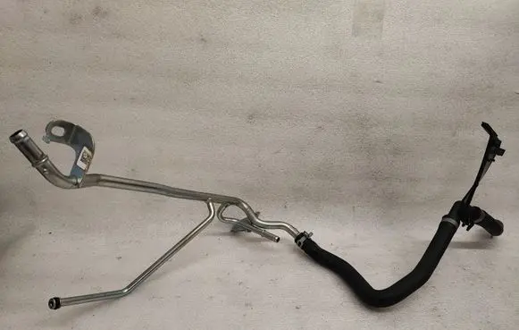 Volvo XC90 Engine coolant pipe/hose 31338712