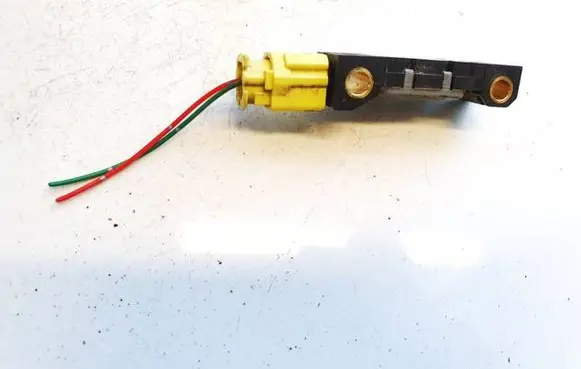 Nissan Primera Airbag deployment crash/impact sensor 0285003019 98830av600