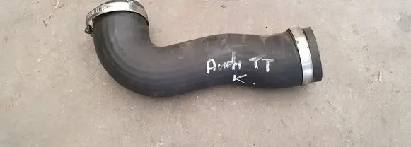 Audi TT TTS RS Mk3 8S Intercooler hose/pipe ZSB5Q0145762D