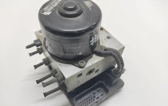 Seat Alhambra (Mk1) ABS Pump 1J0907379P 5WK8476 10094903313