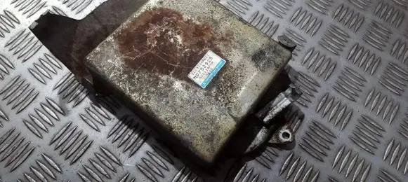 Mitsubishi Colt Engine control unit/module md752925 g1t12077m