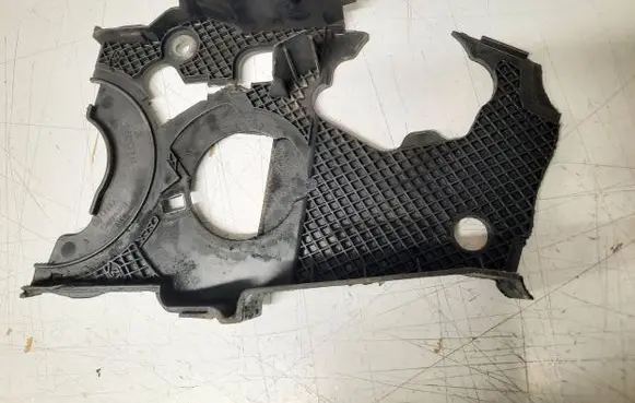 Volkswagen Touran I Timing belt guard (cover) 045109145H