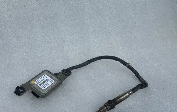 Audi A6 S6 C7 4G Lambda probe sensor 4G0907807K 5WK97213 15102300903