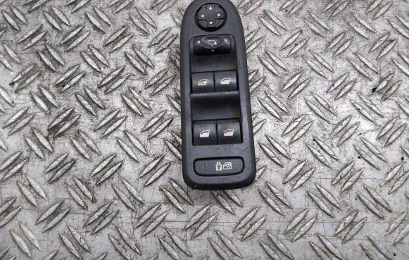 Citroen C5 Electric window control switch