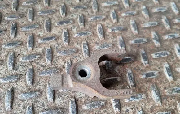 Jaguar XE Fuel Injector clamp holder