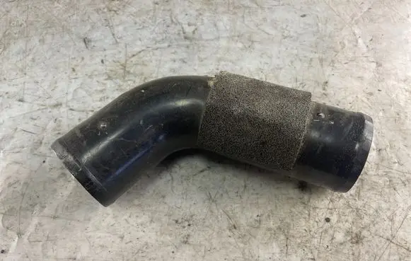 Nissan Patrol Y61 Intercooler hose/pipe