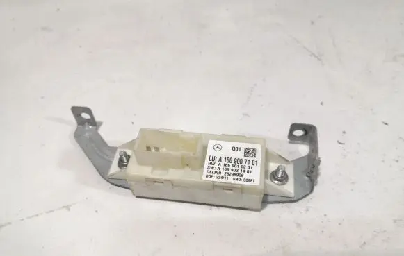 Mercedes-Benz C W204 Light module LCM A1669007101 A1669010201 A1669021401