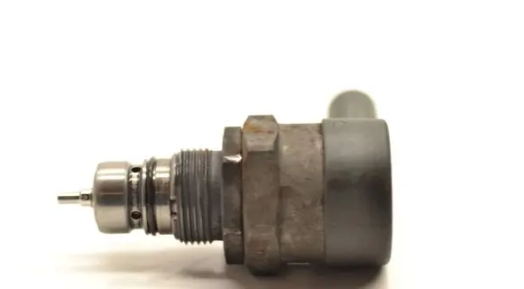 Audi A4 S4 B8 8K Fuel pressure sensor 057130764AE 30245869 0281006254
