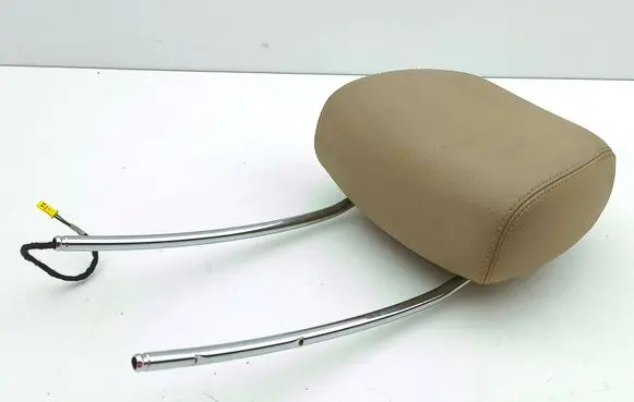Mercedes-Benz E W212 Front seat headrest 