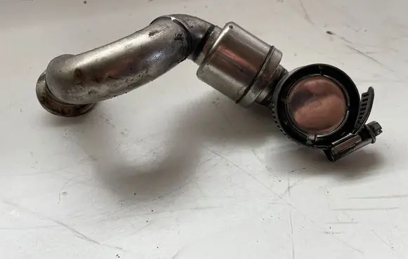 BMW 5 E60 E61 EGR valve line/pipe/hose