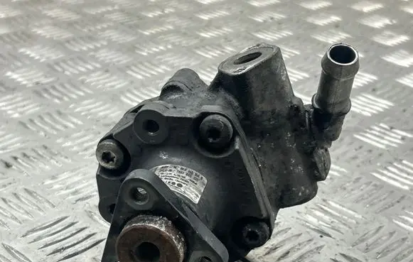 Audi A4 S4 B8 8K Power steering pump 8K0145154B 7651955125
