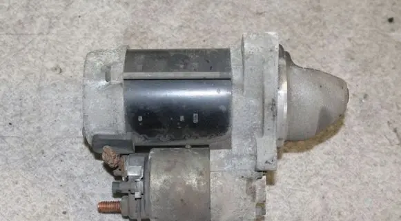 BMW Z4 E85 E86 Starter motor 7515392