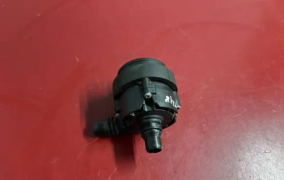BMW X1 F48 F49 Electric auxiliary coolant/water pump 8605322