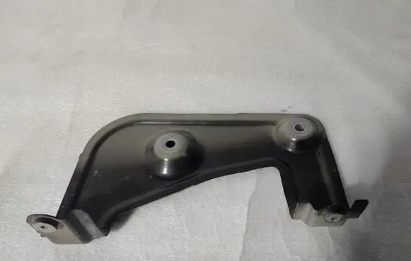 BMW X6 G06 Fender mounting bracket 74182207418220X