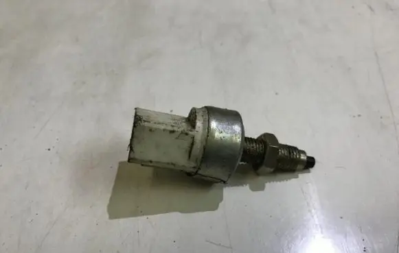 Honda Civic Brake pedal sensor switch 35350sk4e010 35350-sk4-e010
