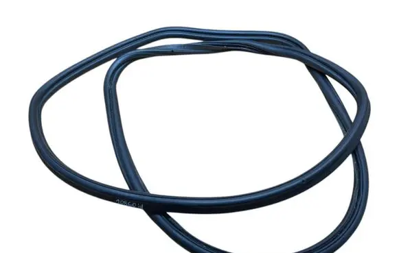 BMW 6 F06 Gran coupe Trunk rubber seal (body) 7288203