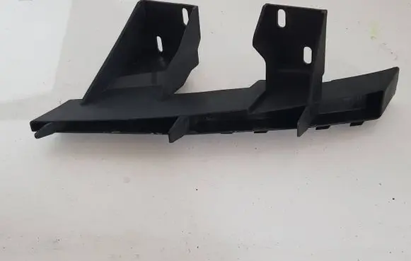 Audi Q7 4L Front bumper mounting bracket 4L0807334