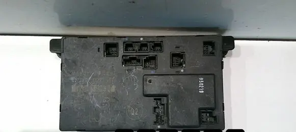 Mercedes-Benz E W211 Engine control unit/module A2118208185