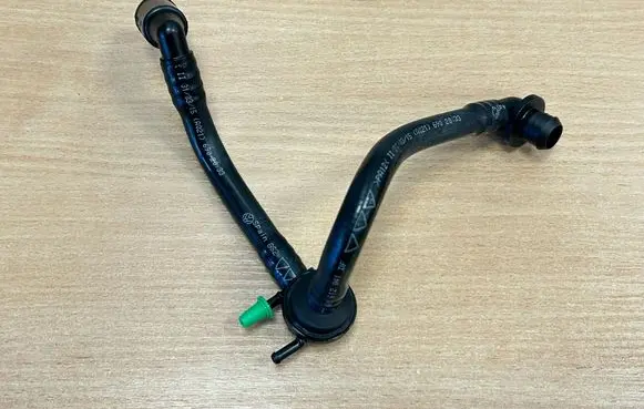 Volkswagen Polo Vacuum line/pipe/hose 6Q1612041DF 6Q0611933D 6Q1612041D