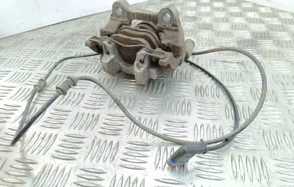 Mercedes-Benz C W204 Rear brake caliper