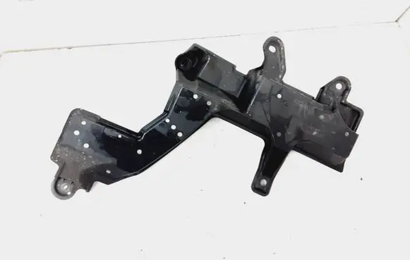 Lexus CT 200H Other under body part 5762876010