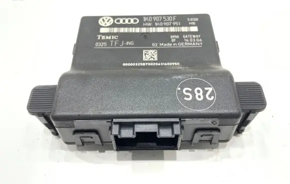 Volkswagen Golf Plus Gateway control module 1K0907530F