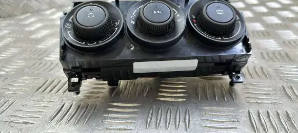 Peugeot 3008 I Climate control unit 400017003