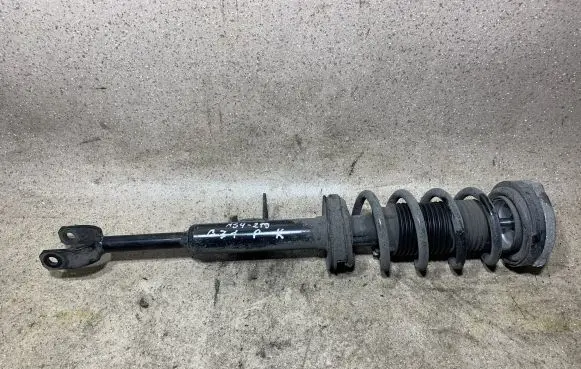 BMW 5 G30 G31 Front shock absorber/damper 6866630