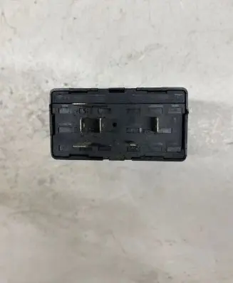 Audi A6 S6 C5 4B Other relay 4A0907440 05020500
