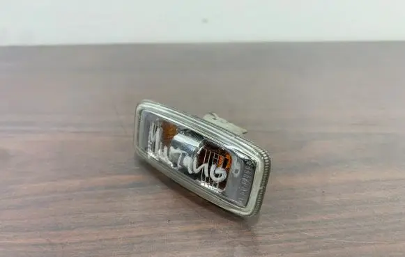 Nissan Murano Z50 Front fender indicator light