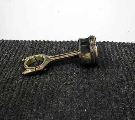 BMW 5 F10 F11 Piston 7558528 755852804D