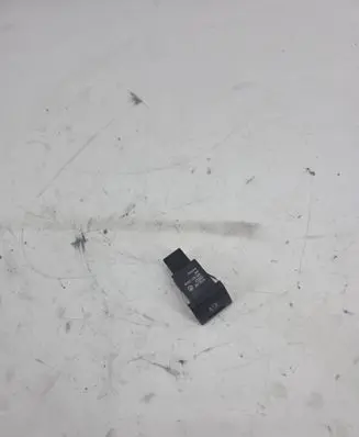 Audi A6 S6 C5 4B Traction control (ASR) switch 3102102 4B0927133B