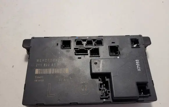 Mercedes-Benz E W211 Door control unit/module 2118208185 00401298 SW1802