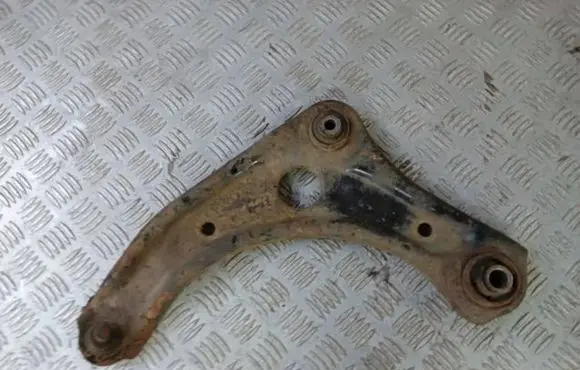 Nissan Micra Front lower control arm/wishbone E1W111