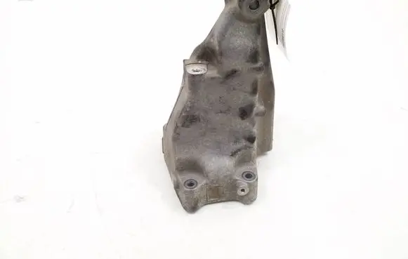 Mercedes-Benz GLK (X204) Engine mounting bracket A6512231404