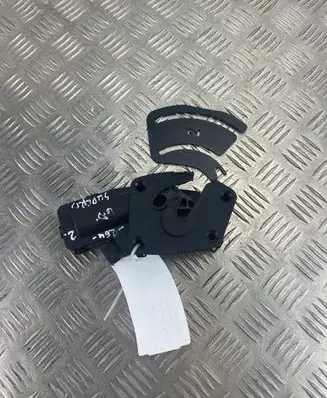 Skoda Superb B6 (3T) Tailgate/trunk/boot lock/catch/latch 3T0827300B