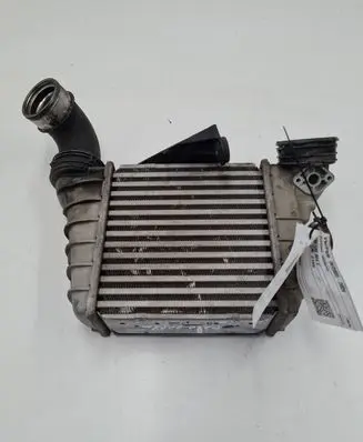Volkswagen Polo IV 9N3 Intercooler radiator 6Q0145804E 038906051C