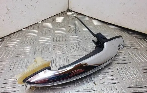Mini One - Cooper Coupe R56 Front door exterior handle 7198471A 7198471 7198472A
