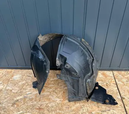 Nissan Qashqai Front arch 63841BR20A