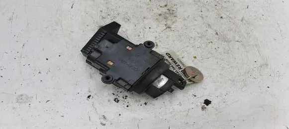 BMW 5 E60 E61 Ignition lock 695472214