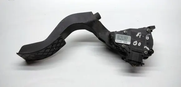Audi A6 S6 C5 4B Accelerator throttle pedal 8D1721523F