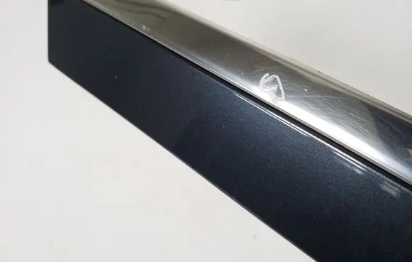 Mercedes-Benz GL X164 Front door trim (molding) A1646905262