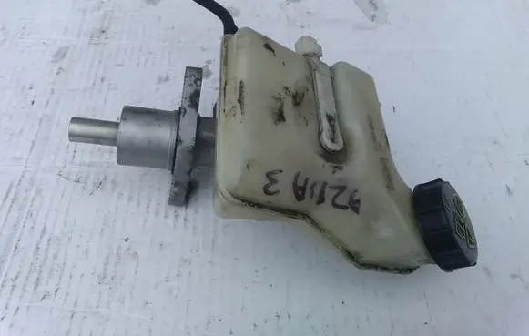 Mazda 3 I Master brake cylinder 03350886411 03350886421