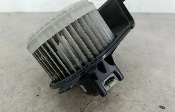 Renault Kangoo I Heater fan/blower 87262
