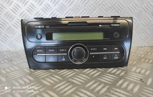 Mitsubishi Space Star Radio/CD/DVD/GPS head unit 8701A621 99037037 ME3E214T
