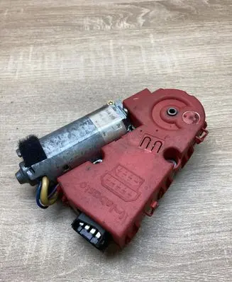 Audi A4 S4 B5 8D Sunroof motor/actuator 404355 84630A