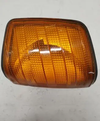 Mercedes-Benz E W124 Front indicator light P25121W