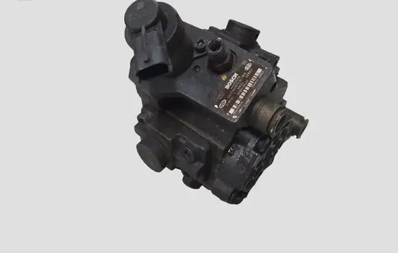Hyundai i40 Fuel injection high pressure pump 0445010206 331002A420 0928400750
