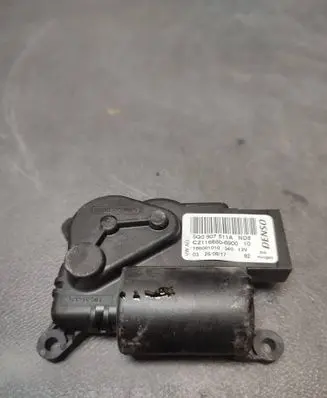 Skoda Octavia Mk3 (5E) A/C air flow flap actuator/motor 5Q0907511AND8