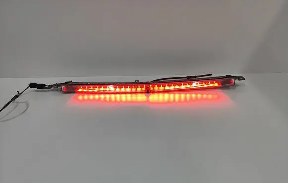 BMW 5 E60 E61 Third/center stoplight 229821 229800